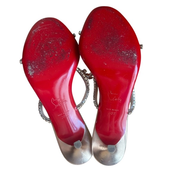 Christian Louboutin Just Queen 70mm
Crystal sandal heels RETAIL 1,295 - Picture 9 of 12